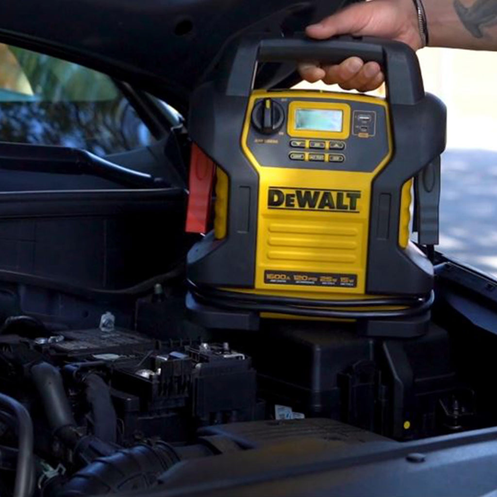 1600 Peak Amp Jump Starter with 120 PSI Air Inflator L5521
