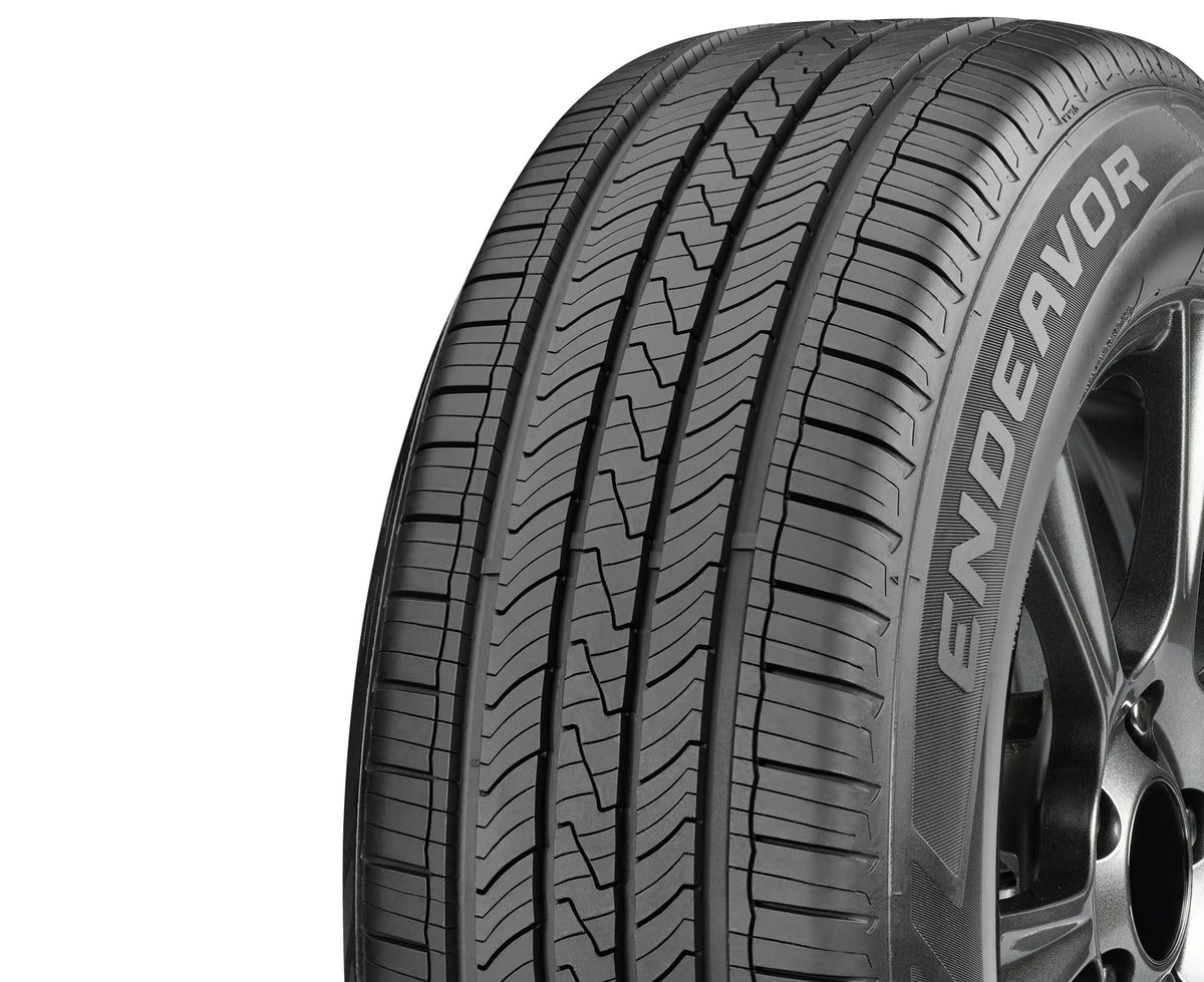 All-Season 215/60R16 95V Tire R5743