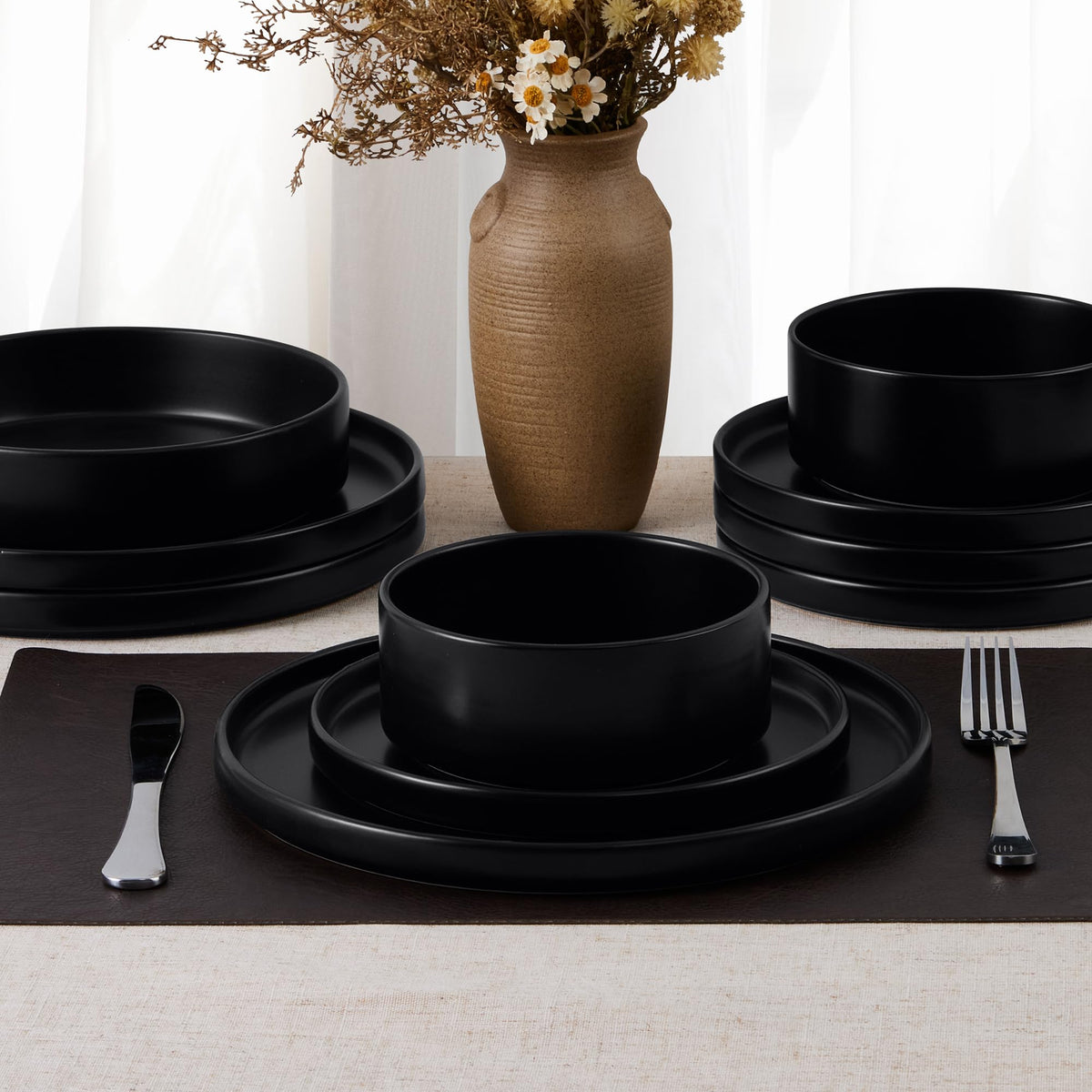 Black 24-Piece Stoneware Dinnerware Set for 8 T562800